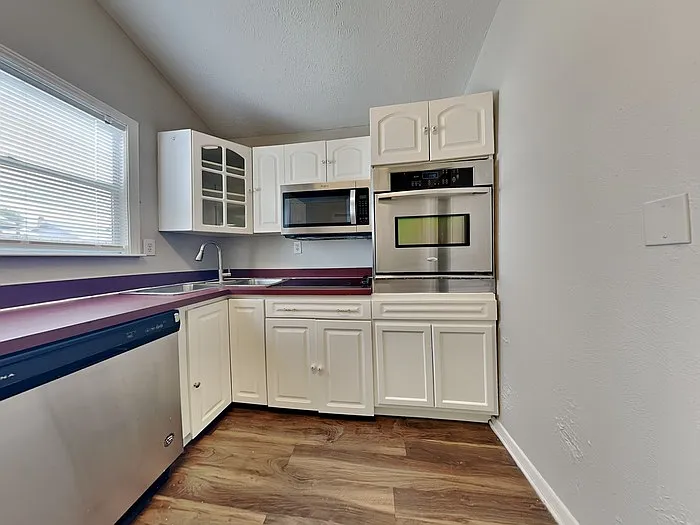921 Roaming Road Dr — Photo 5