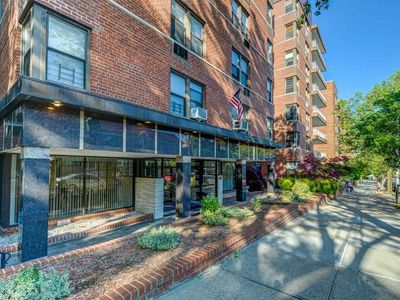 67-41 Burns St #411, Forest Hills, NY, 11375