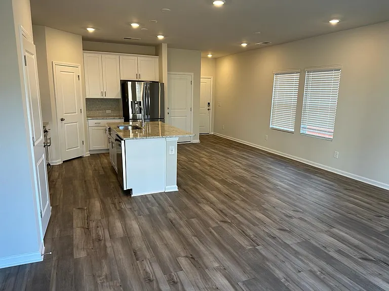 5270 Brailey Cir — Photo 11