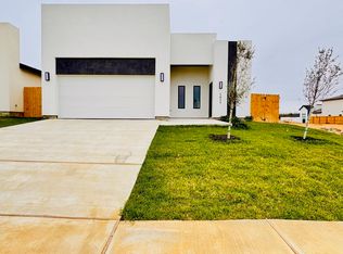 1621 Brangus St, Laredo, TX 78046