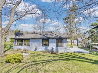 112 Grandview Ave, Roscommon, MI 48653