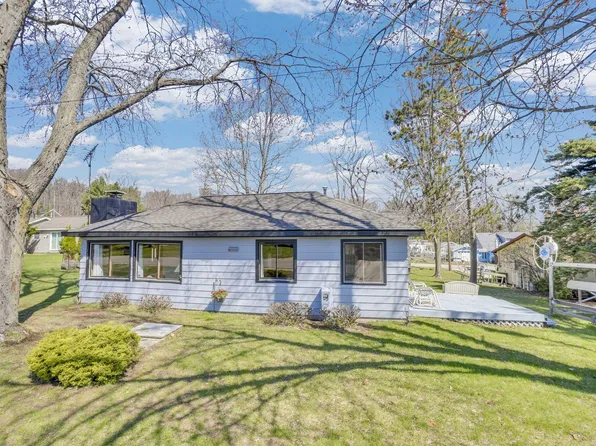 112 Grandview Ave, Roscommon, MI 48653