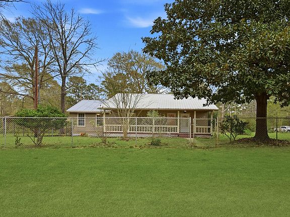 5th image of 402 Anderson Rd