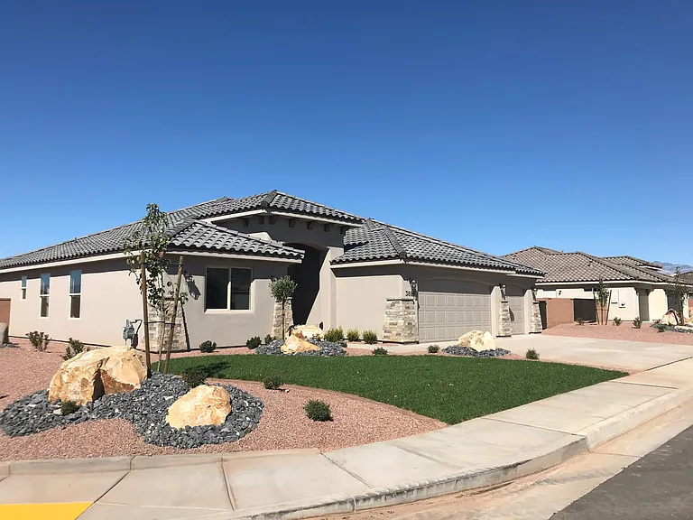 3886-3886 S Sugar Plum Way — Photo 17