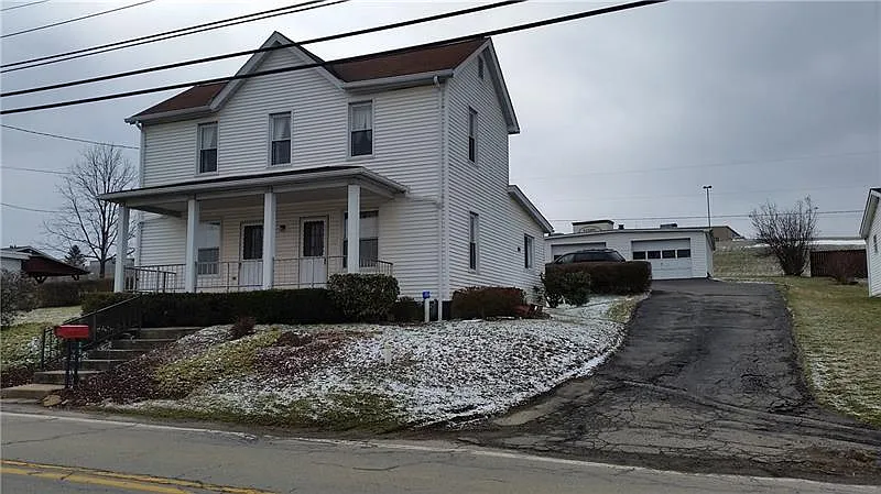 258 Freeport St photo 1