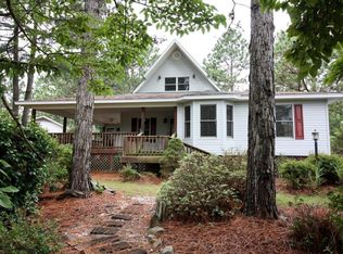 103 Overlook Dr, West End, NC 27376