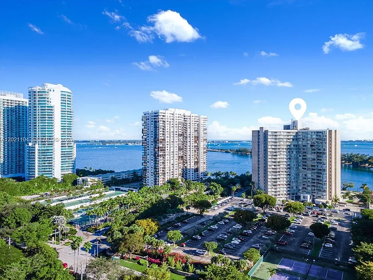 2451 Brickell Ave #6N — Photo 33