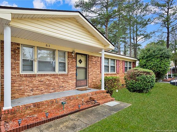 3rd image of 813 Lakecrest Dr