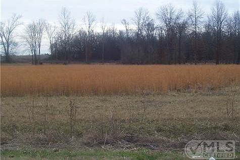 2nd image of 460 Kingdom Rd