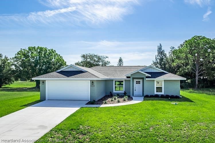 1st image of 7609 Honeysuckle Dr