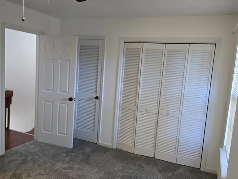2218 Timberwood Cir N — Photo 24