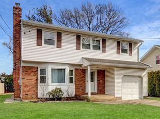 1377 Exeter St, Baldwin, NY 11510