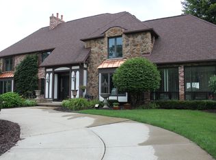 9359 Burning Tree Dr, Grand Blanc, MI
