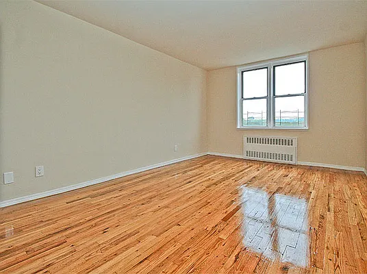 Rented by SW Queens Mezzanine | media 12