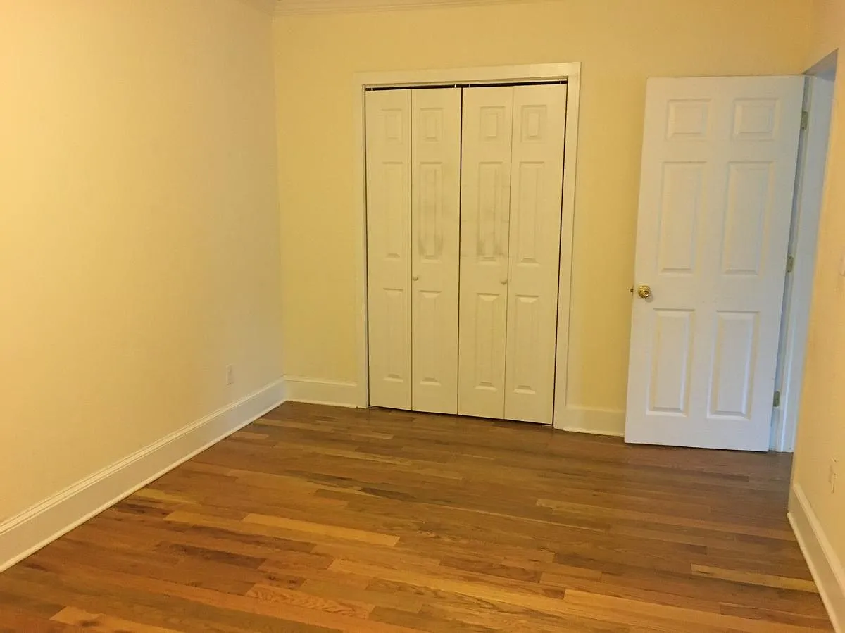 2 bed, 1000 sqft, $2,850 — Photo 3