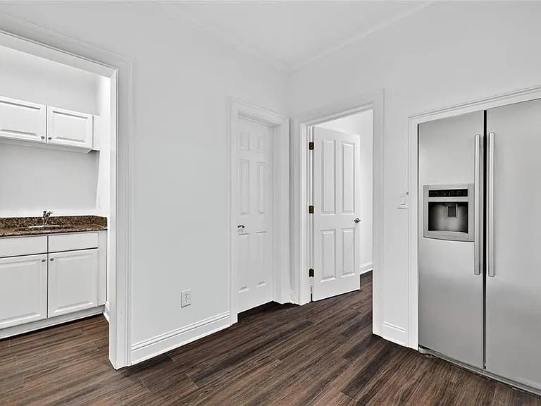 2063 Mason Mill Rd — Photo 33