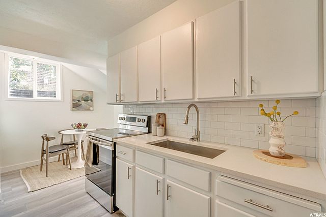 Kitchen and dining area