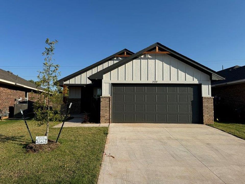1st image of 2737 NW 199th St