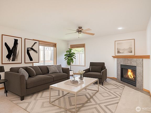 5th image of 3001 45th Street NE