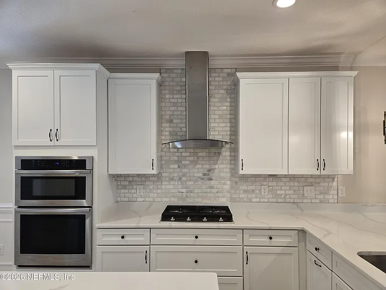 835 Silver Pine Dr — Photo 9