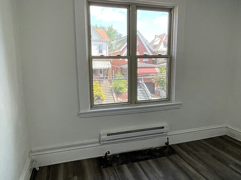 119 Margaret St — Photo 14