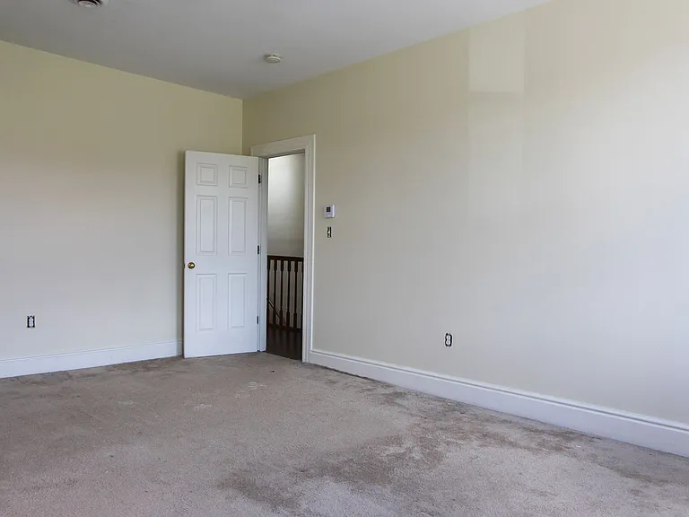 2336-2338 E Carson St — Photo 11