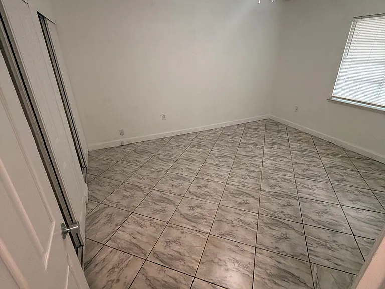525 Meridian Ave #105 — Photo 10