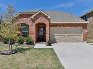 5037 Salinger Dr, Aubrey, TX 76227