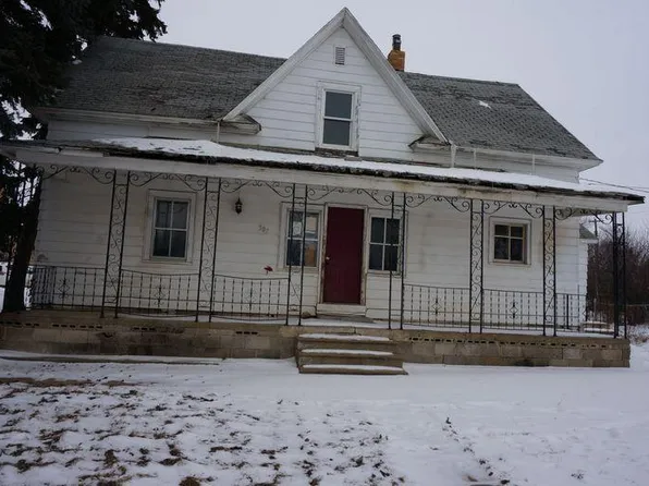 307 4th St N, Richardton, ND 58652