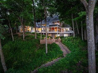 6306 Maple Rdg, Excelsior, MN 55331