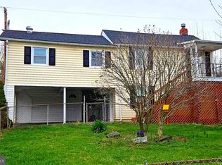 1057 Foreman Ln, Winchester, VA 22603