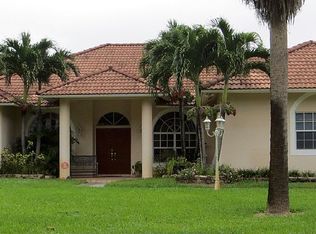 13711 SW 16th St, Davie, FL 33325