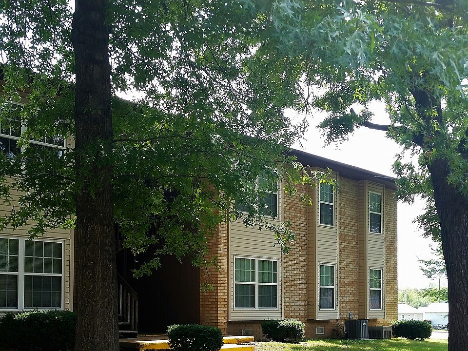 Lebanon Heights Apartments 450 Wood St Lebanon MO Zillow