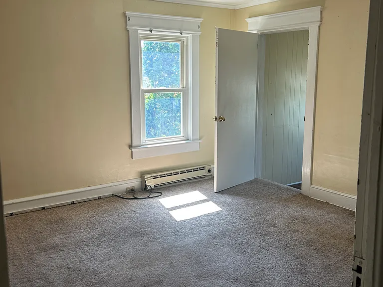 58 W Vaughn St #58 — Photo 2