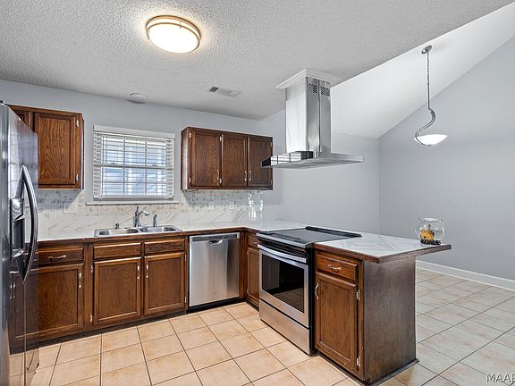 5th image of 150 Cotton Blossom Rd