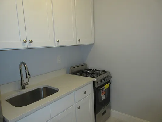 Rented by Gilbert Perez, LREB | media 19