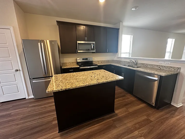 Cobb Branch Dr — Photo 11