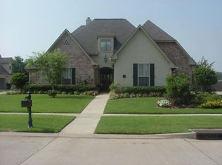 2467 Churchill Dr, Bossier City, LA 71111