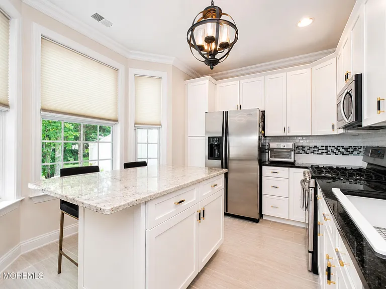 183 Shinnecock Dr — Photo 6