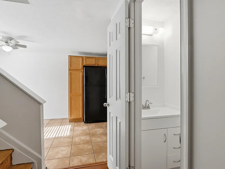 40 Whitechurch Ct — Photo 6