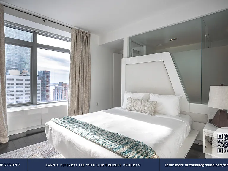 123 Washington St #29H — Photo 8