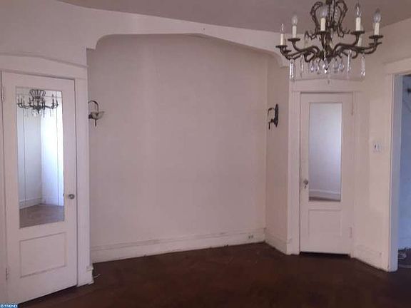 4th image of 4210 Cottman Ave