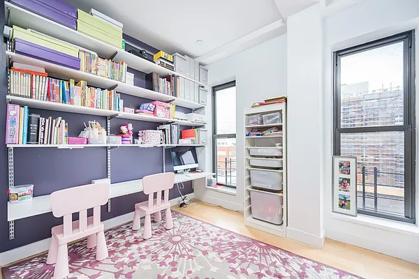 Sold by Modern Spaces | media 7
