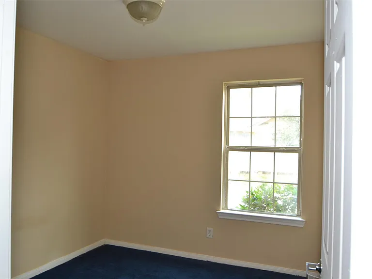 304 Dell Ct #6 — Photo 22