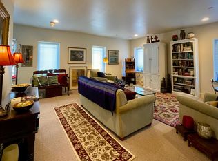 88 Kingwood Stockton Rd, Stockton, NJ 08559