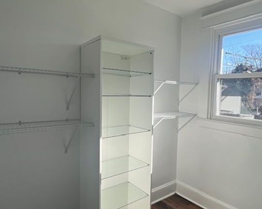 5th image of 3511 Devonshire Dr Floor 1
