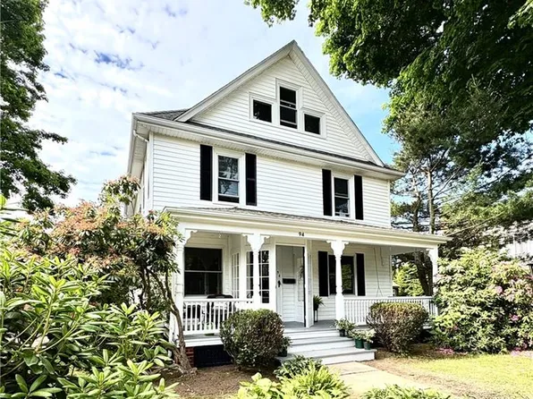 94-92 Lake St, Wakefield, RI 02879
