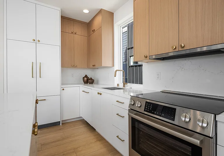 3606 Francis Ave N — Photo 4