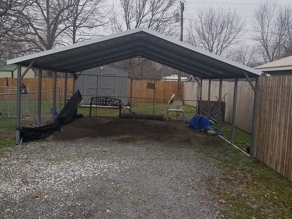 2nd image of 639 Coolidge Rd