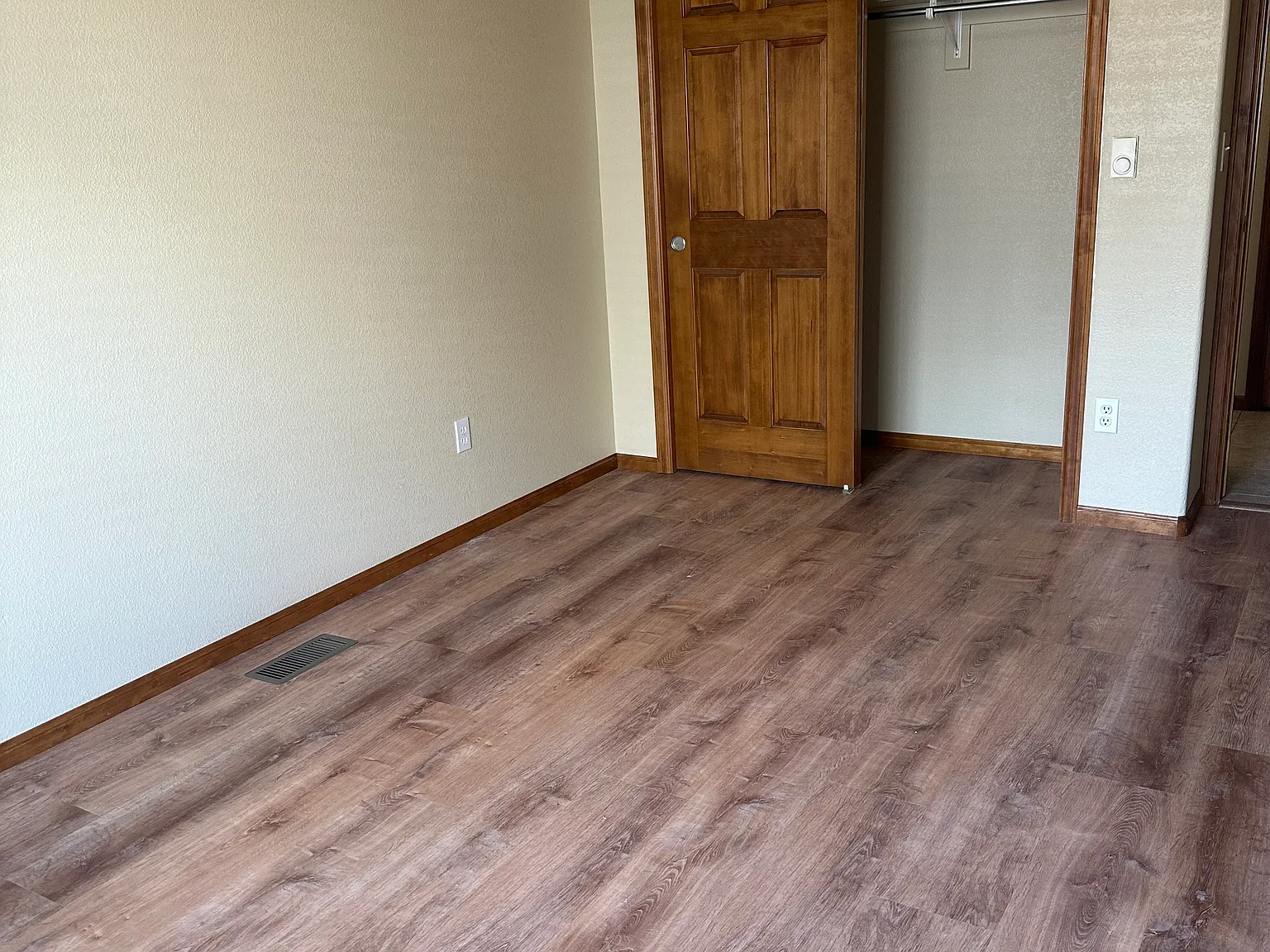 3 bed, 1263 sqft, $2,250 — Photo 3